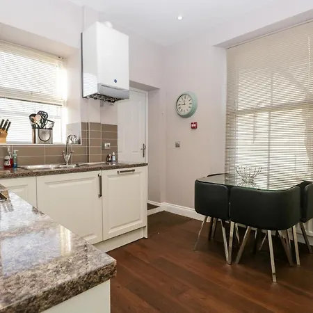 Carlton House 1 Appartement *