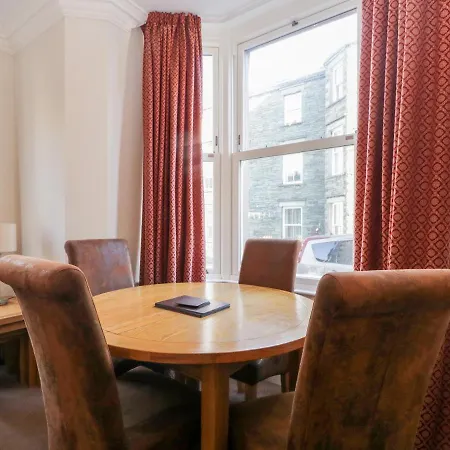 Carlton House 1 Appartement