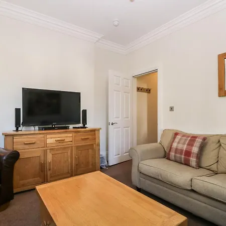 Appartement Carlton House 1 *